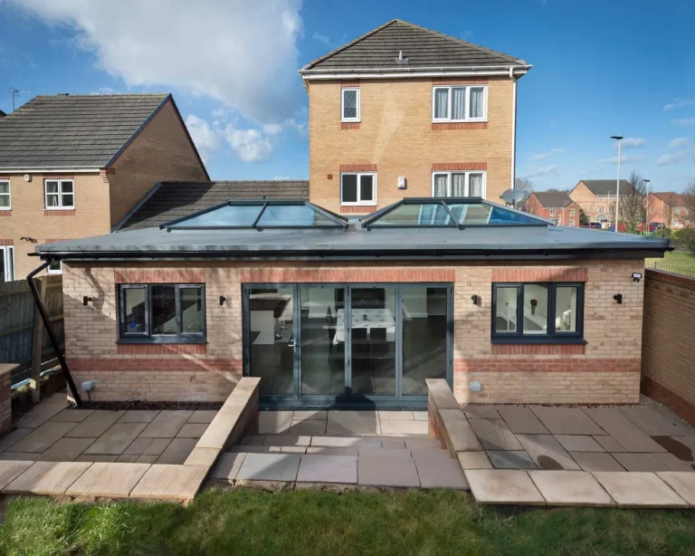 Ultrasky glazing across a home extension